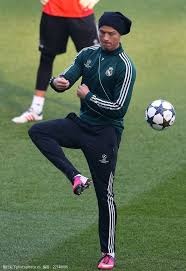 詹皇 东契奇合砍63分 湖人力克纽约人夺8连胜