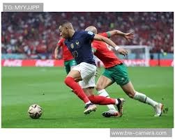 官方声明： 鲁本·阿莫里姆已卸任曼联主教练一职。 鉴于曼联目前排名英超联赛第六位，俱乐部管理层经过慎重考虑，认为此刻是做出调整的合适时机。此举将为球队提供 来源：utdreport