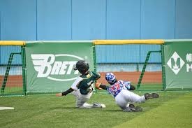 西甲：拉菲尼亚奥尔莫建功 巴萨3-1逆转马竞